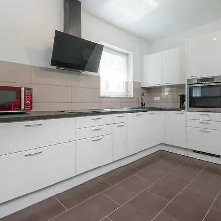 Stunning In With Kitchen Casa vacanze