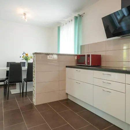 Stunning In With Kitchen Kršan
