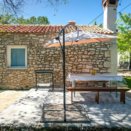 Stunning In With Kitchen Casa vacanze *